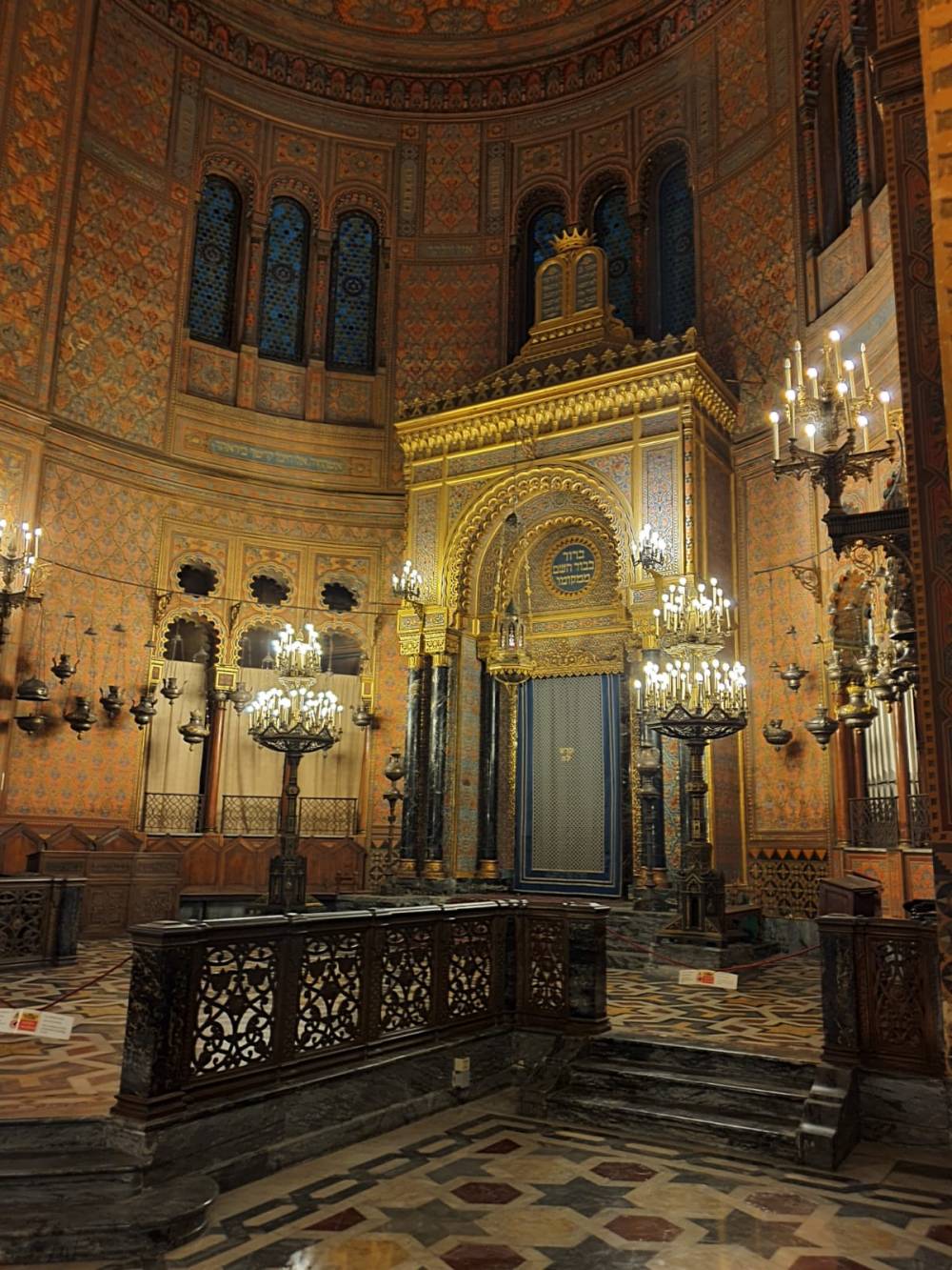 Visita alla Sinagoga e al suo museo