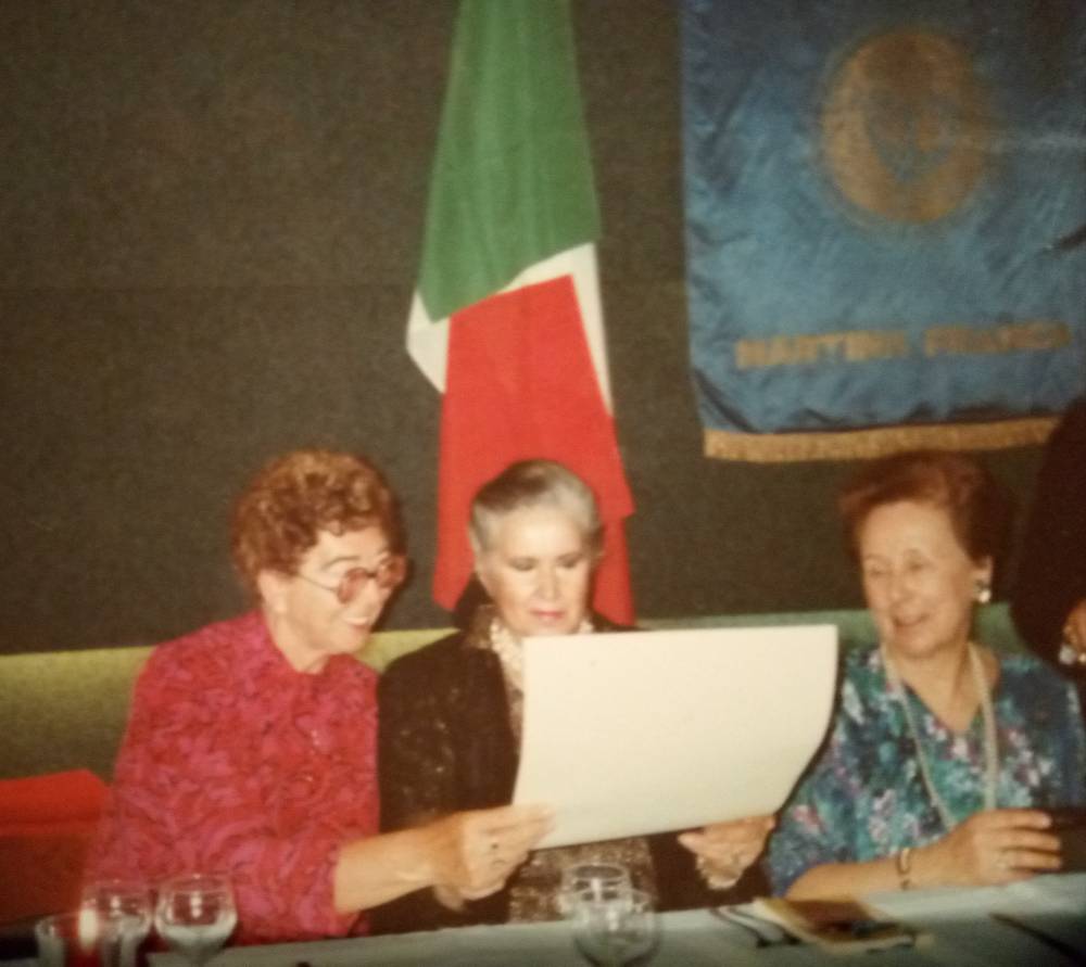 27/04/1991-Gemellaggi-Da sin. Joan Woollven, Anna Vitali, Jeanne Blanc Guillot